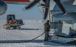 109th Airlift Wing support Antarctic research