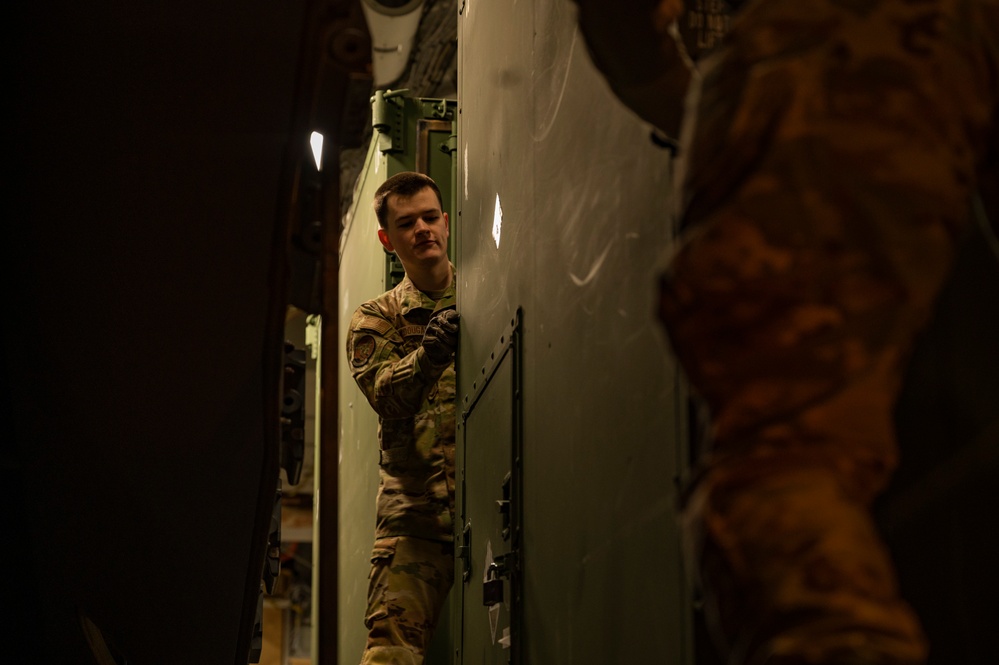 U.S. Airmen, Soldiers practice interoperability during exercise