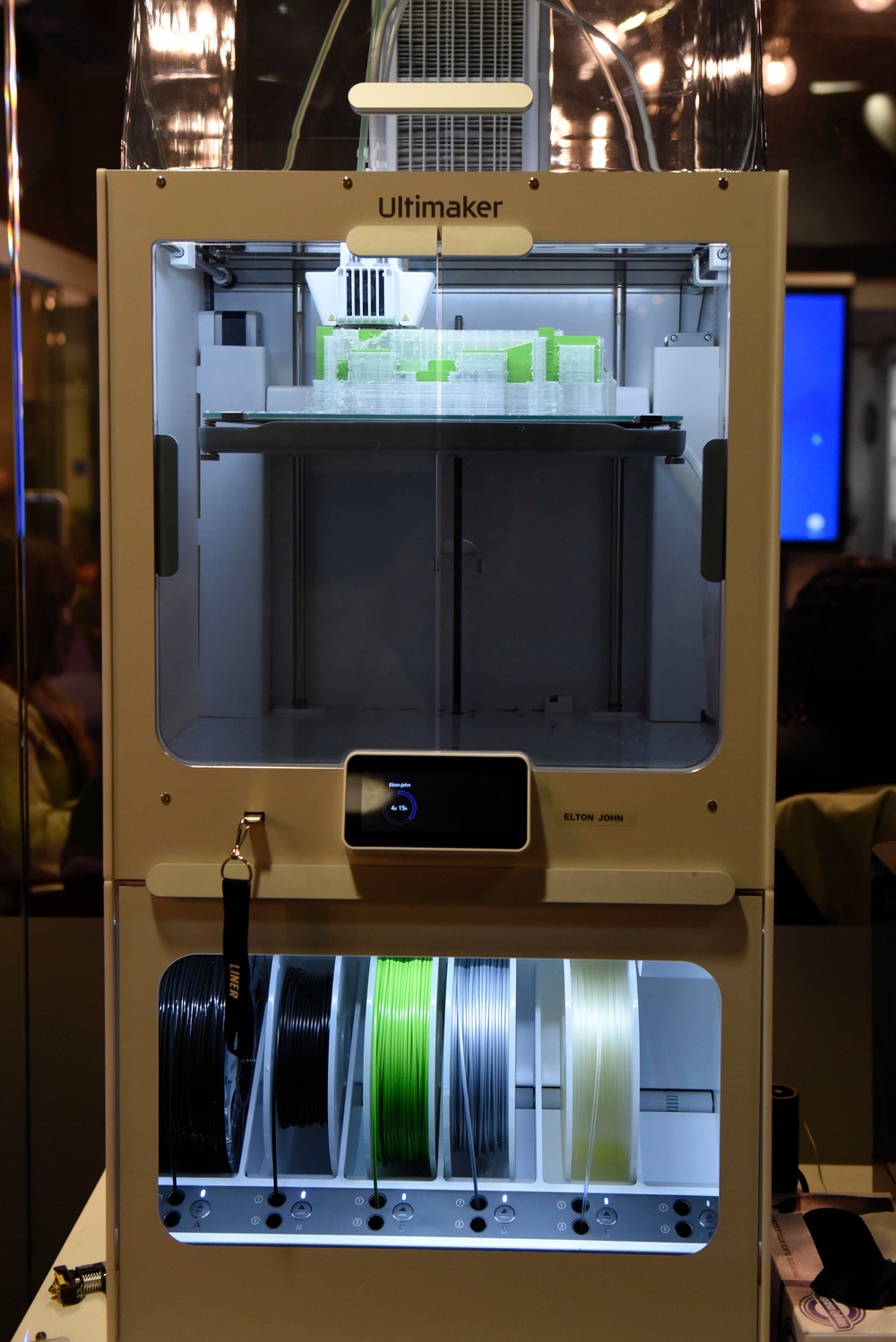 SparkX Cell accelerates change for base dental clinic