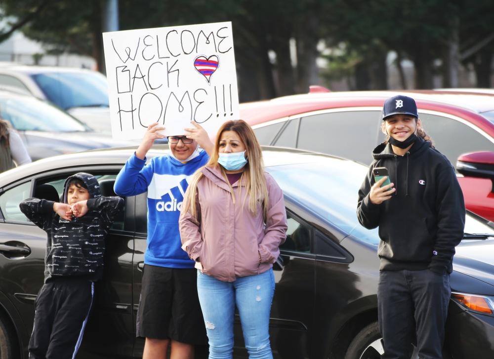 Guard members return home following deployment to Poland