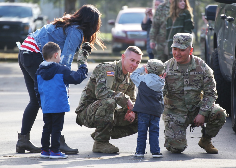 Guard members return home following deployment to Poland