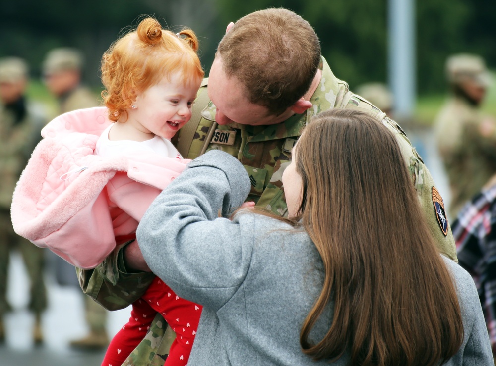 Guard members return home following deployment to Poland