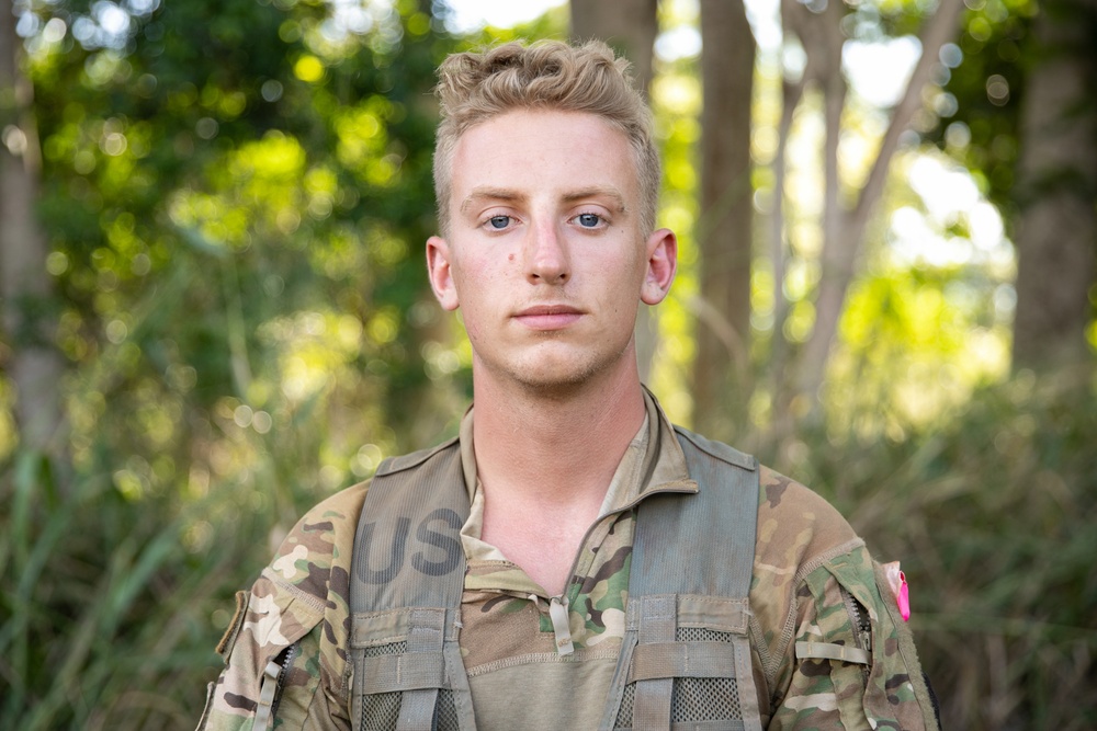 Soldier Fights Through Injury to Complete Team Competition