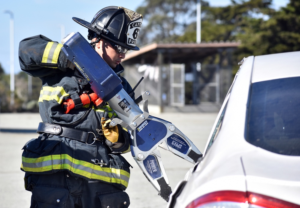 Presidio of Monterey Fire Department trains to save lives during vehicle extrications