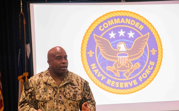 Force Master Chief Tracy L. Hunt hosts Navy Reserve Leadership Mess Symposium