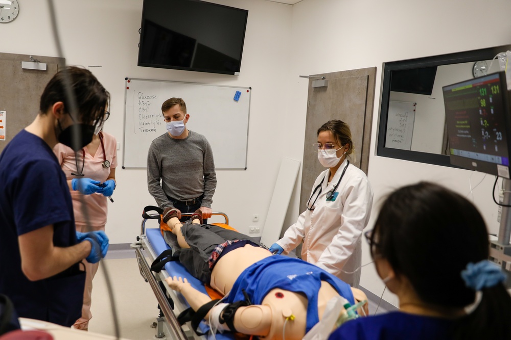 Cross-training between U.S. Army Soldiers and Medical Students