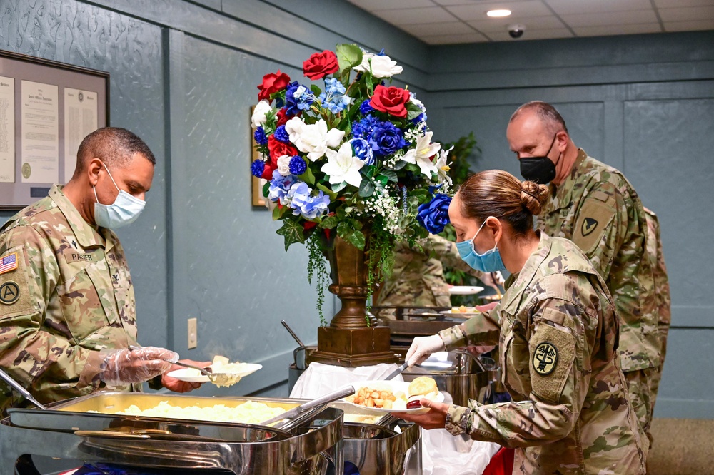 Post joins thousands in prayer for nation, leadership, Soldiers