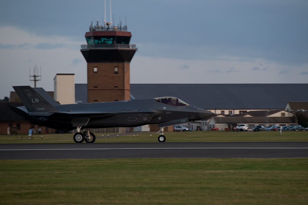 495th Fighter Squadron welcomes three new Valkyries