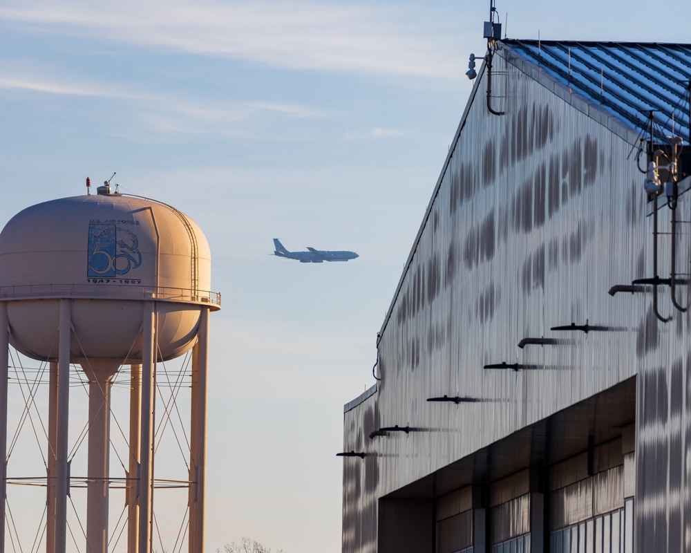 Photo of E-8C Joint STARS aircraft at Robins Air Force Base, Georgia