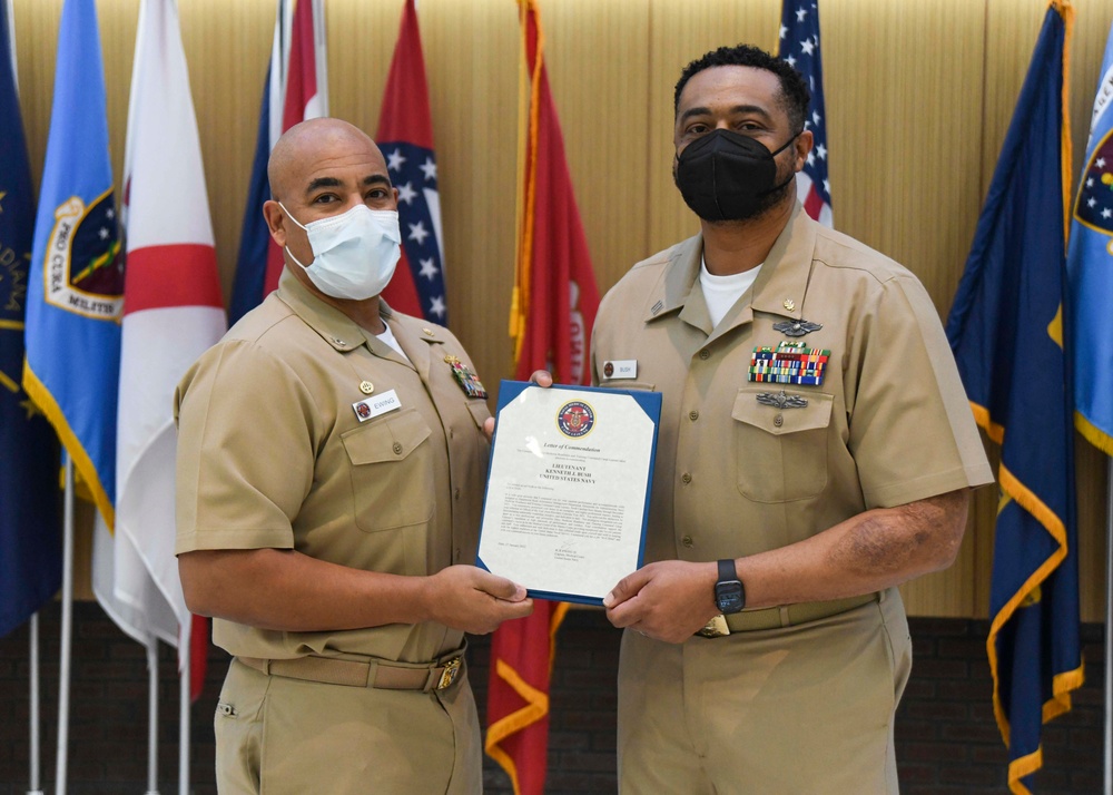 NMCCL’s Navy Officer recognized as Navy Medicine’s Junior Information Technology Officer of the Year