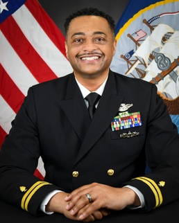 NMCCL’s Navy Officer recognized as Navy Medicine’s Junior Information Technology Officer of the Year