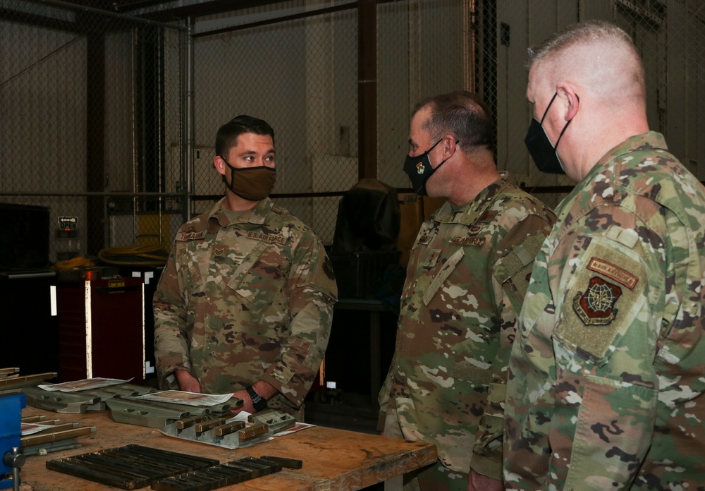 18th AF leadership visits Dyess Airmen