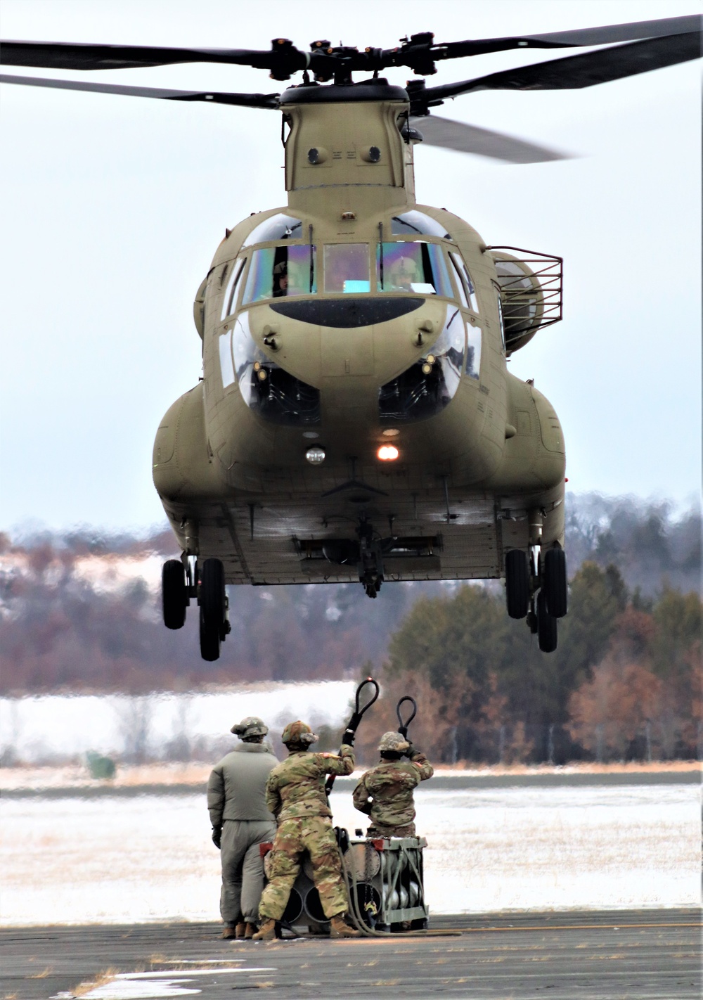 CH-47 crew, 89B students conduct sling-load training at Fort McCoy