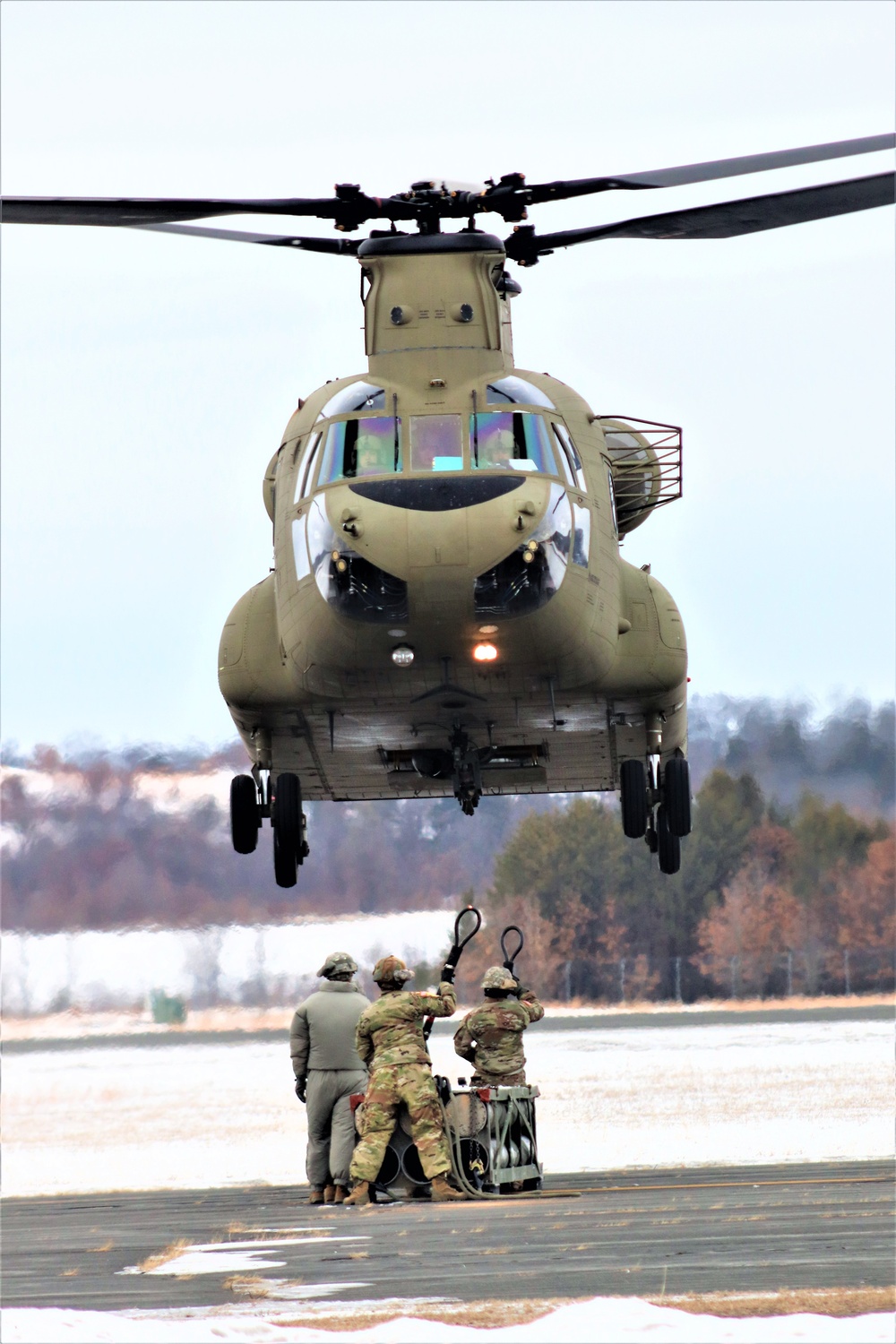 CH-47 crew, 89B students conduct sling-load training at Fort McCoy