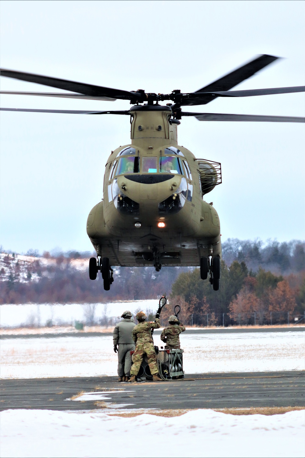 CH-47 crew, 89B students conduct sling-load training at Fort McCoy