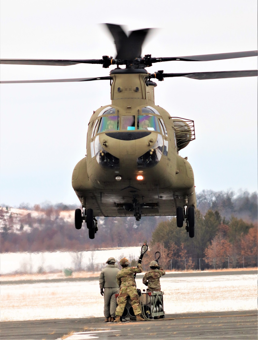 CH-47 crew, 89B students conduct sling-load training at Fort McCoy