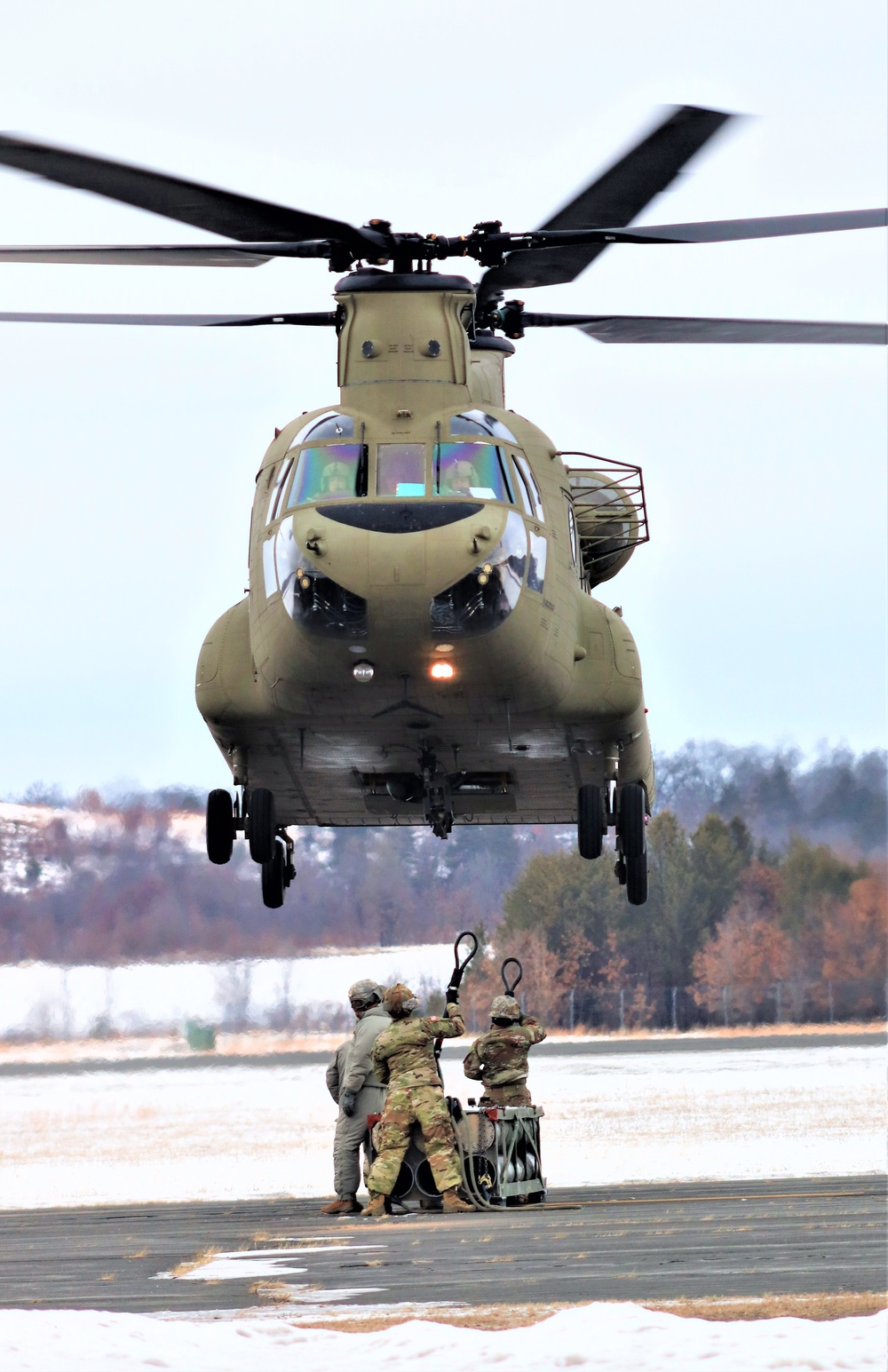 CH-47 crew, 89B students conduct sling-load training at Fort McCoy