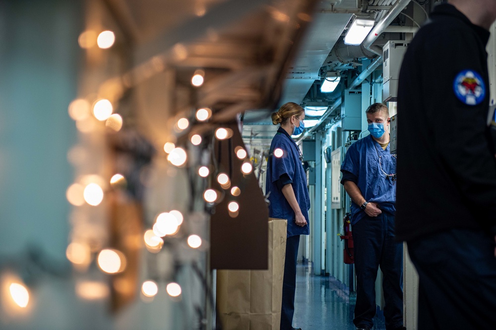 USS Carl Vinson (CVN 70) Sailors Operate In Dental Department