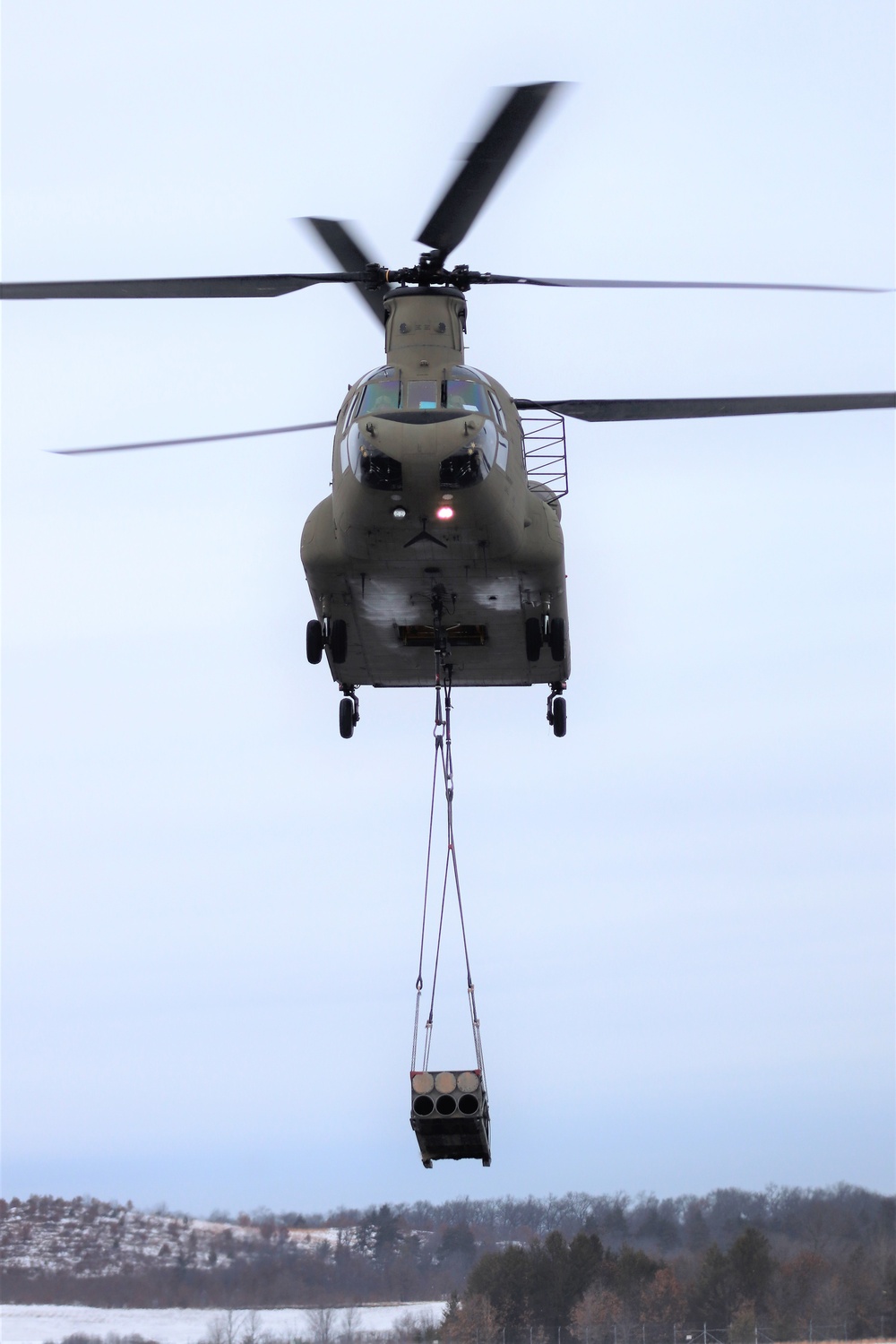 CH-47 crew, 89B students conduct sling-load training at Fort McCoy