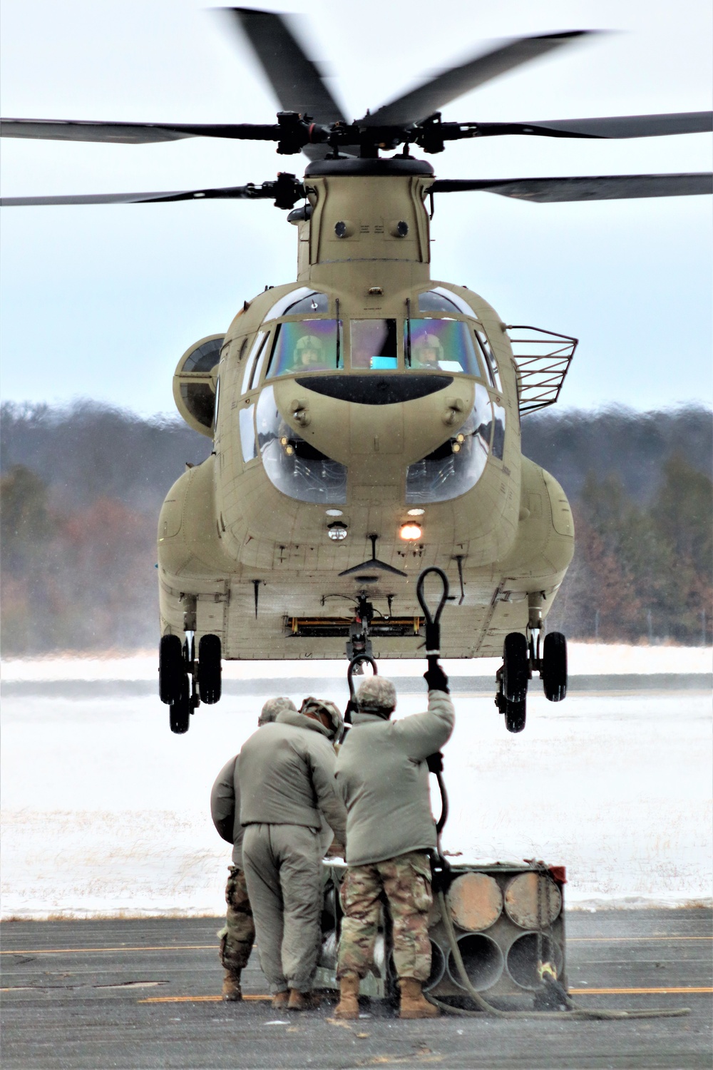 CH-47 crew, 89B students conduct sling-load training at Fort McCoy