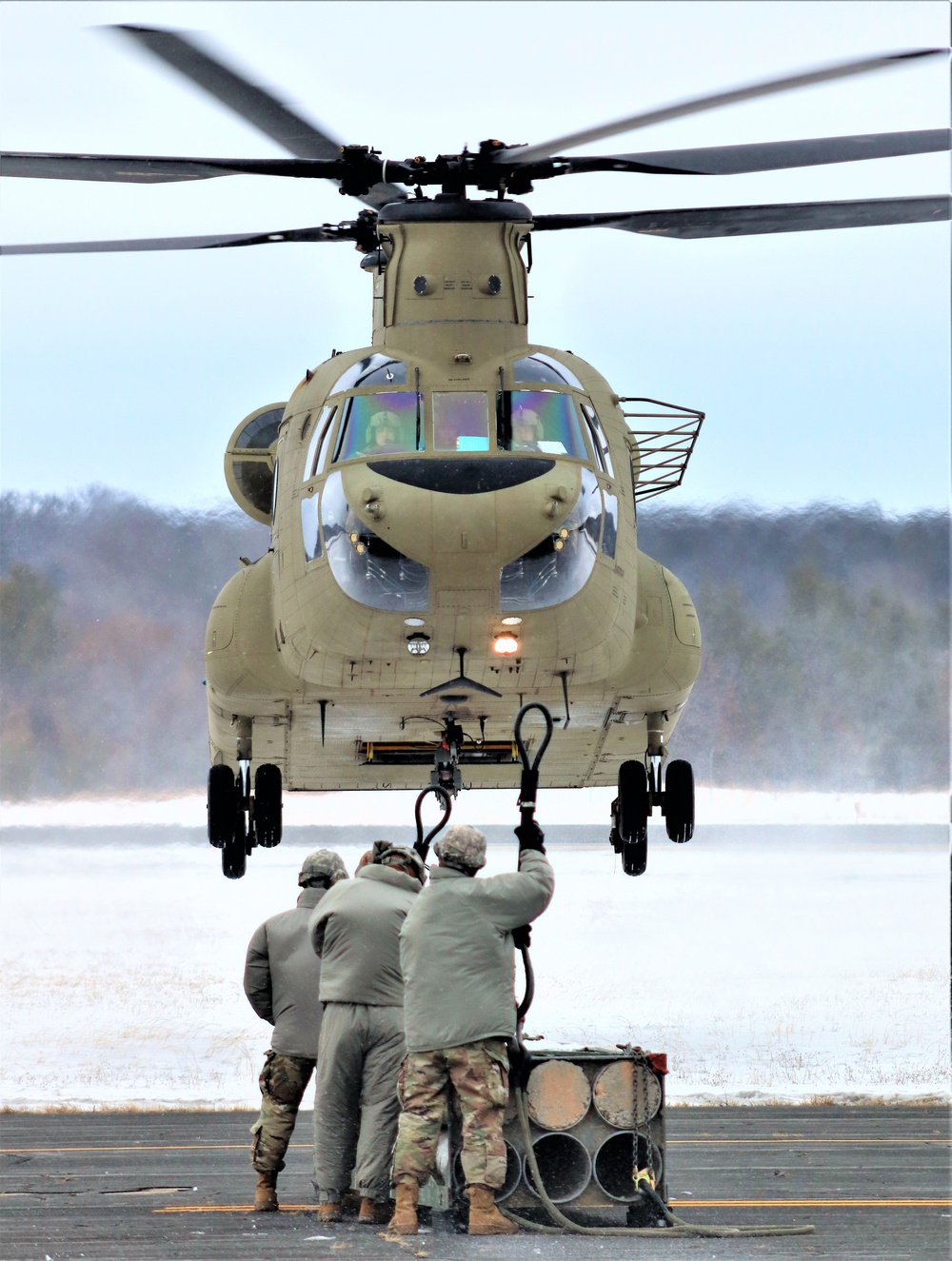 CH-47 crew, 89B students conduct sling-load training at Fort McCoy