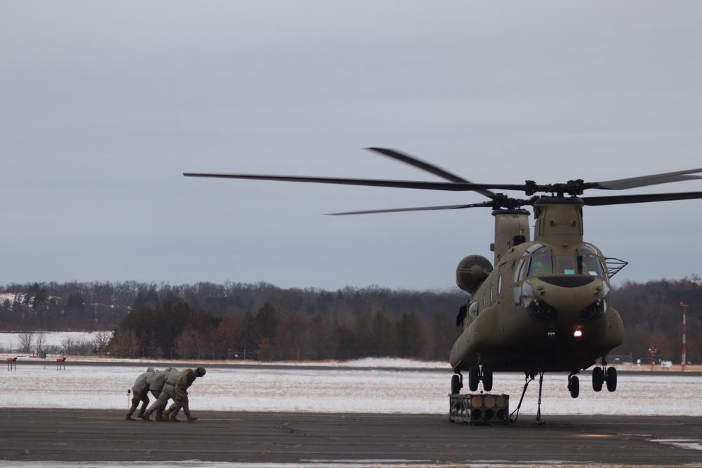 CH-47 crew, 89B students conduct sling-load training at Fort McCoy