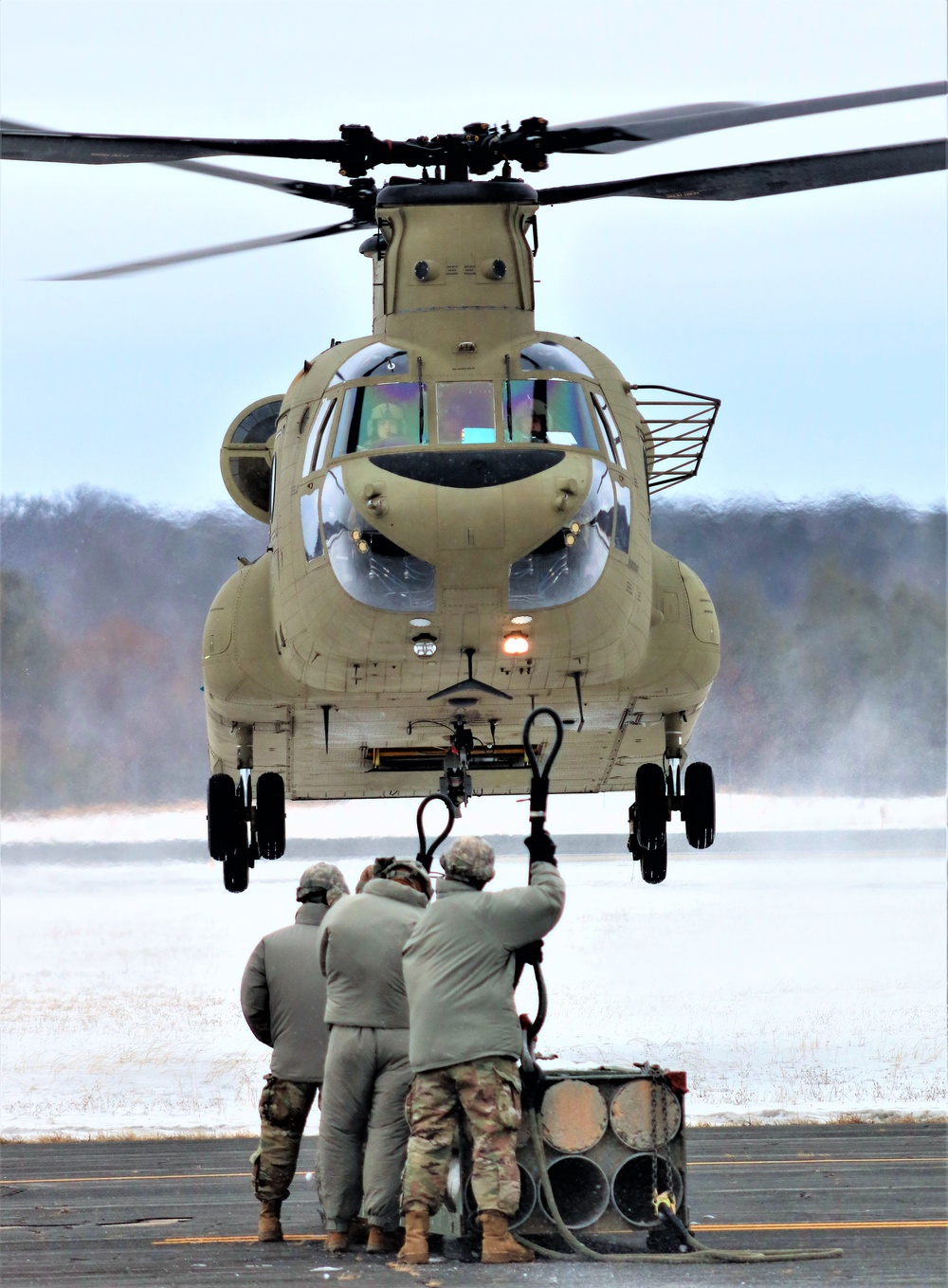 CH-47 crew, 89B students conduct sling-load training at Fort McCoy