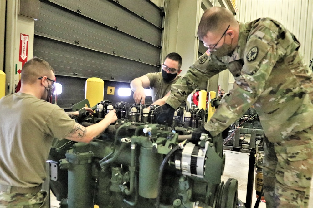 Construction Equipment Repairer Advanced Leader Course students build skills at Fort McCoy