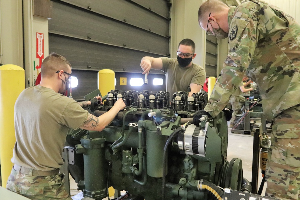 Construction Equipment Repairer Advanced Leader Course students build skills at Fort McCoy