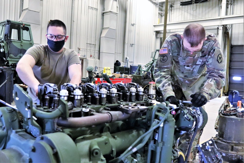 Construction Equipment Repairer Advanced Leader Course students build skills at Fort McCoy