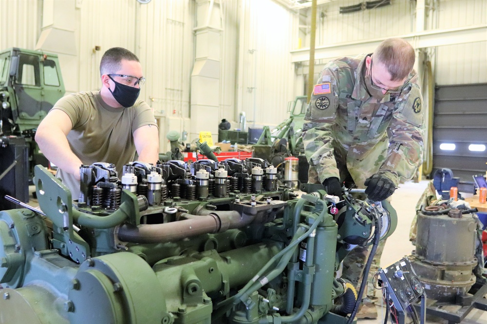 Construction Equipment Repairer Advanced Leader Course students build skills at Fort McCoy