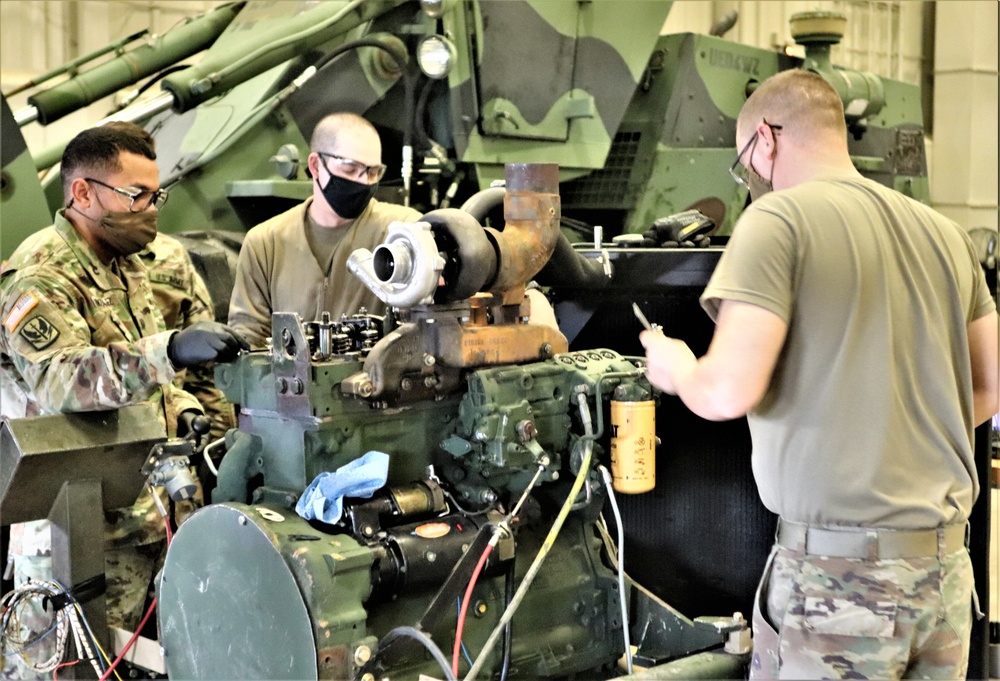 Construction Equipment Repairer Advanced Leader Course students build skills at Fort McCoy