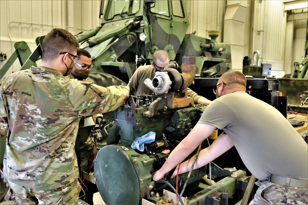 Construction Equipment Repairer Advanced Leader Course students build skills at Fort McCoy