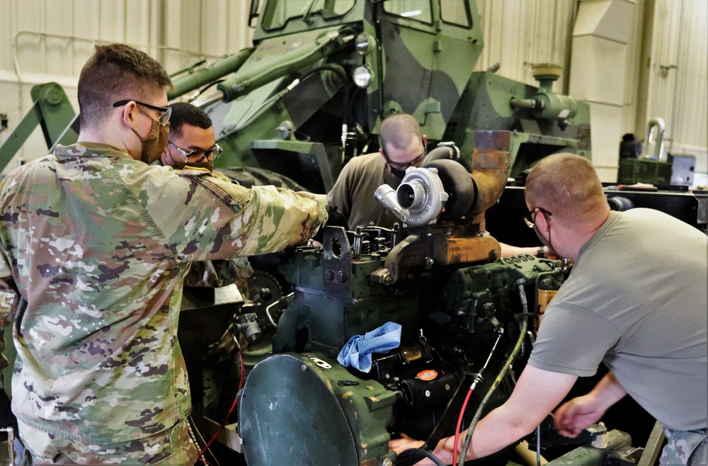 Construction Equipment Repairer Advanced Leader Course students build skills at Fort McCoy