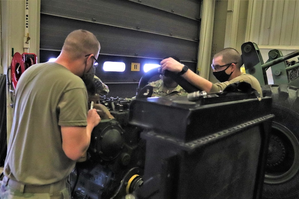 Construction Equipment Repairer Advanced Leader Course students build skills at Fort McCoy