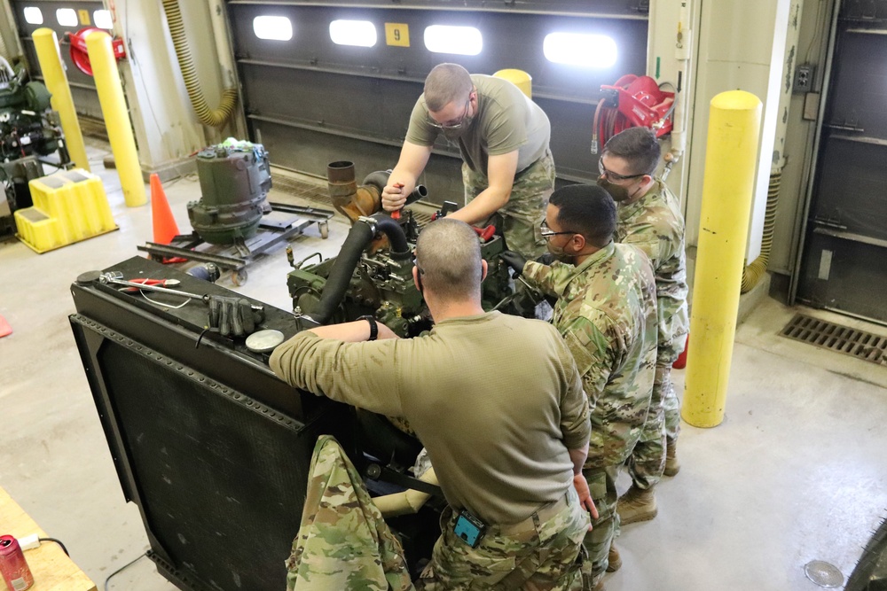 Construction Equipment Repairer Advanced Leader Course students build skills at Fort McCoy