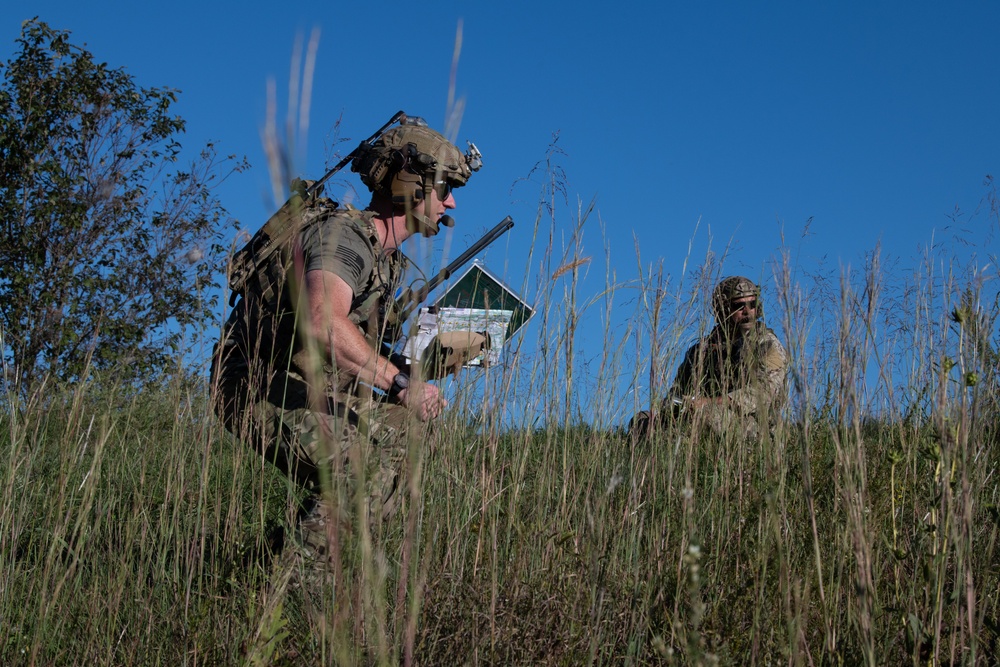 Students complete Joint Terminal Attack Controller Qualification Course hosted by the 137th Combat Training Flight