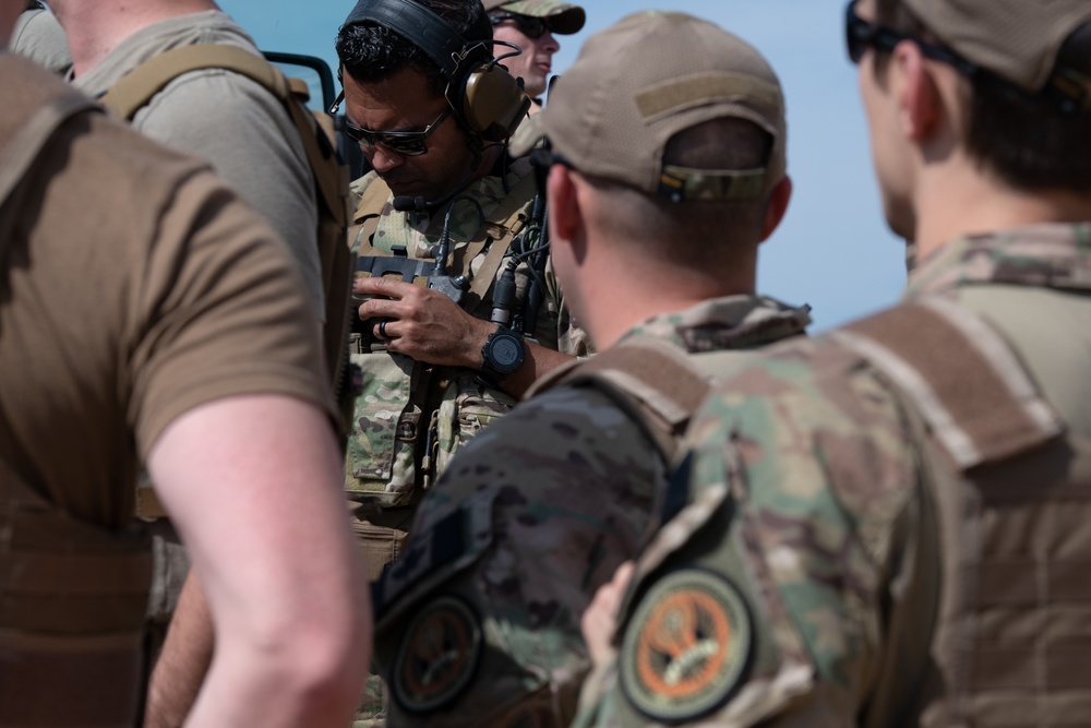 137th SOW hosts CANSOFCOM aircrew for MC-12W training