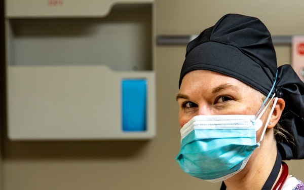 Army nurses work at OU Health University of Oklahoma Medical Center