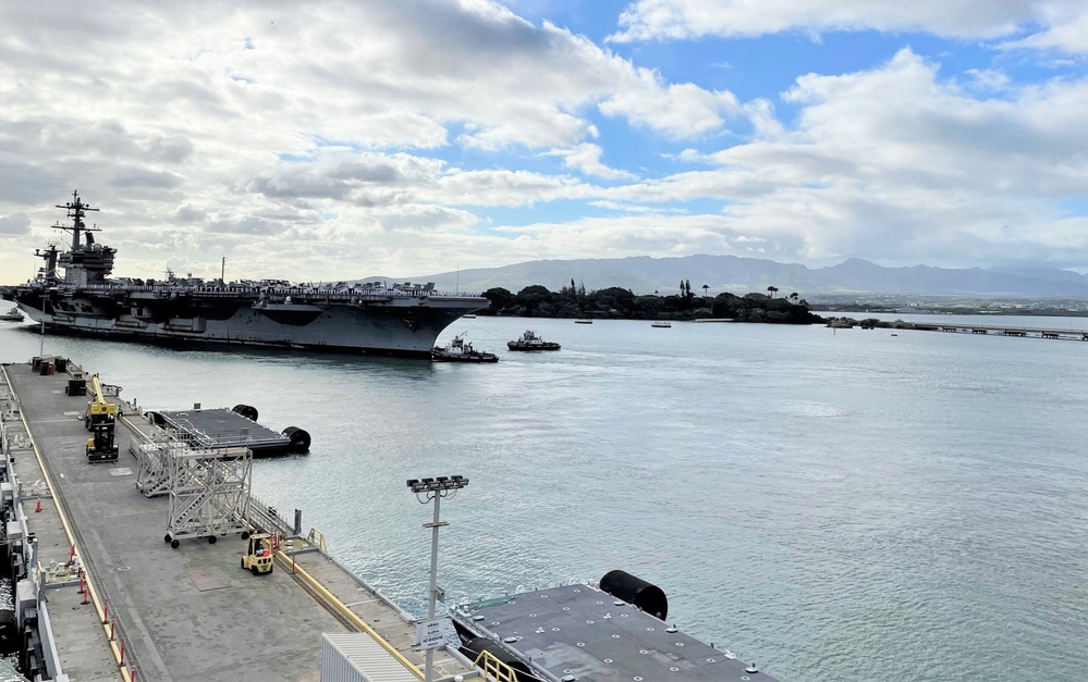 USS Carl Vinson (CVN 70) Departs Joint Base Pearl Harbor-Hickam