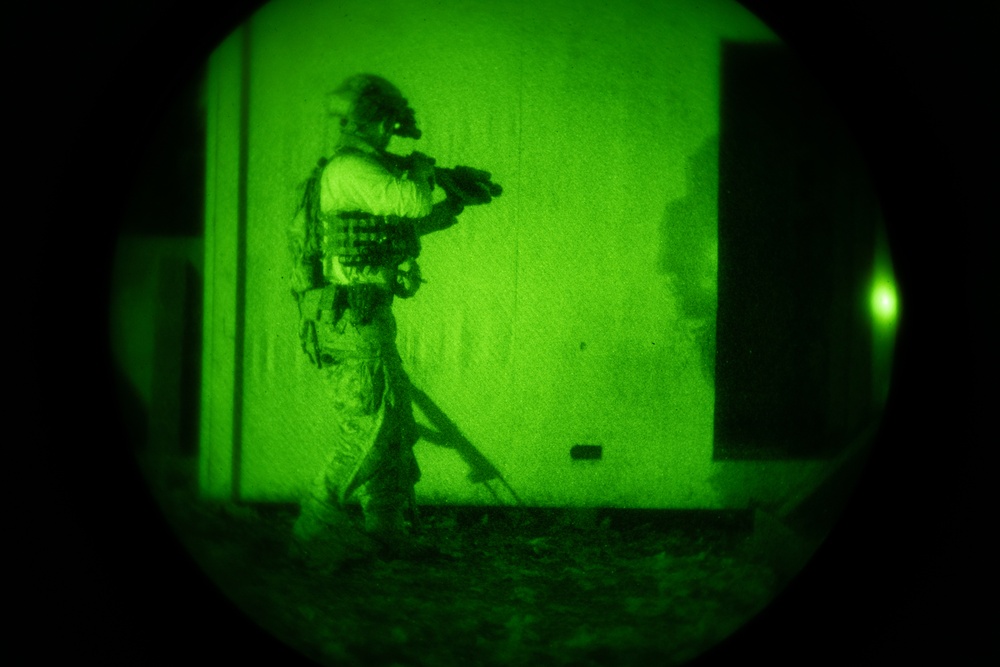 137th SOW operations supports Naval Special Warfare training