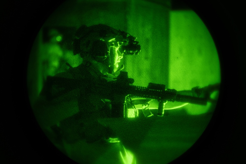 137th SOW operations supports Naval Special Warfare training