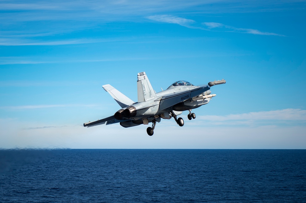 USS Carl Vinson (CVN 70) Conducts Flight Operations