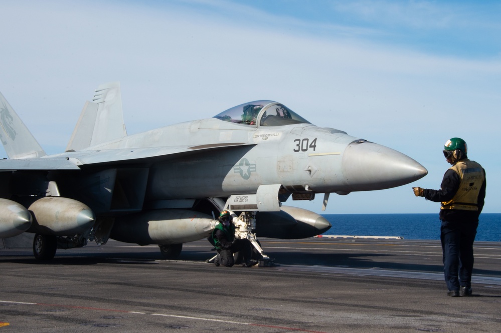 USS Carl Vinson (CVN 70) Conducts Flight Operations