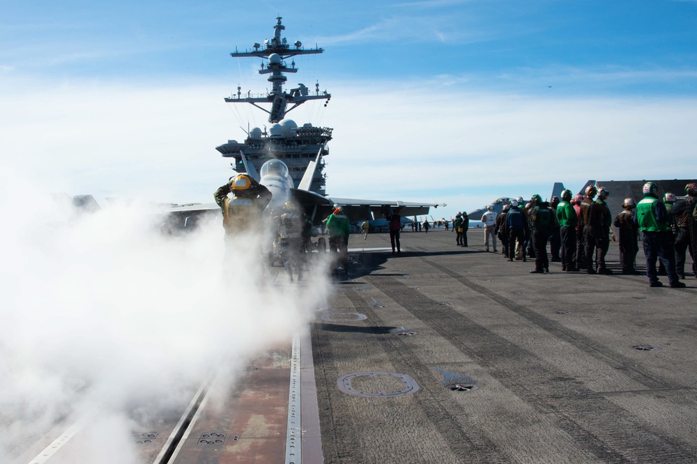 USS Carl Vinson (CVN 70) Conducts Flight Operations