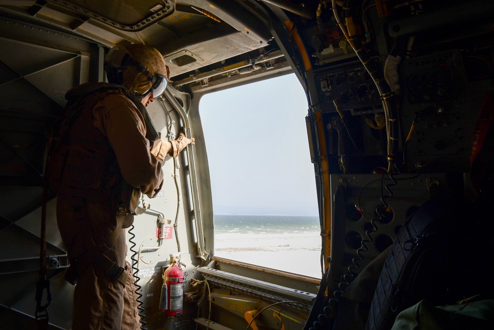 82nd ERQS PJs fast rope out MV-22 Osprey