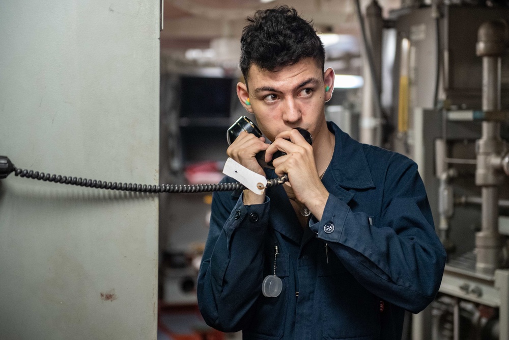 USS America (LHA 6) Conducts Engineering Damage Control Drills