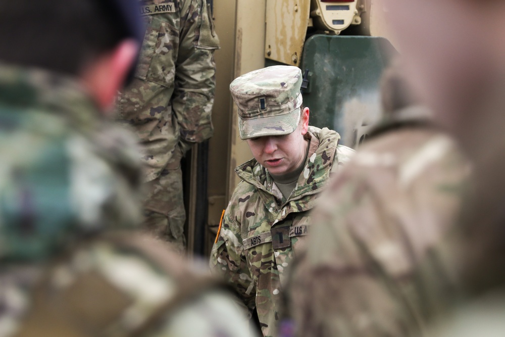 British and U.S. Train Together in Poland