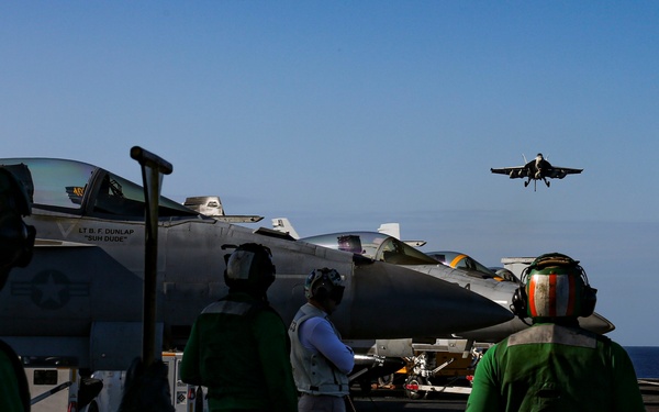 Abraham Lincoln conducts flight operations during Jungle Warfare Exercise 22