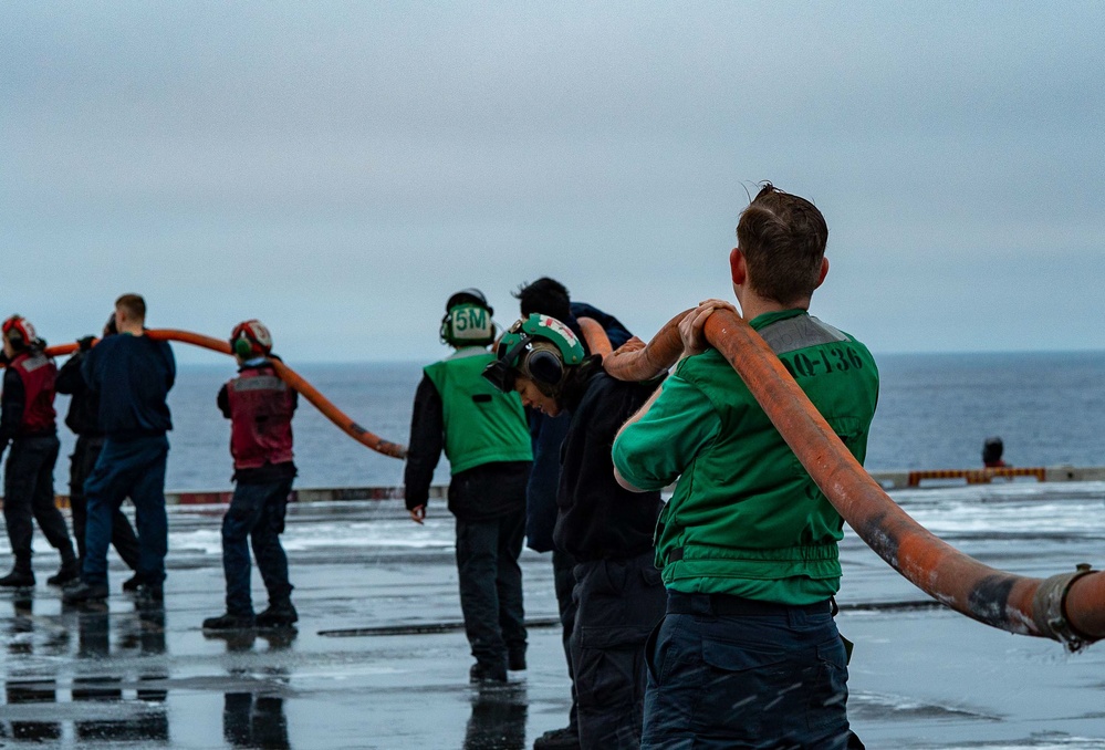 USS Carl Vinson (CVN70) Clean the Flight Deck